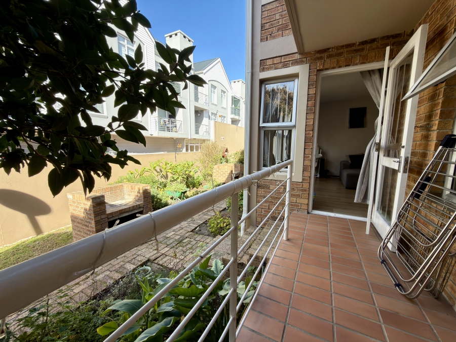 2 Bedroom Property for Sale in Durbanville Western Cape
